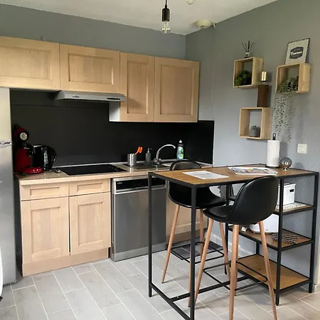 Chaleureux Dans Domaine Privé Signy-le-Petit