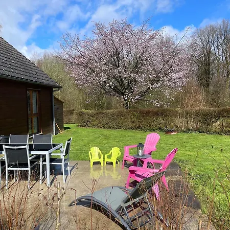 Hébergement de vacances Chaleureux Dans Domaine Privé Signy-le-Petit