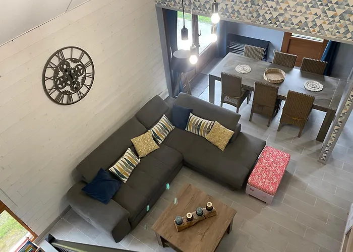 Chaleureux Dans Domaine Prive